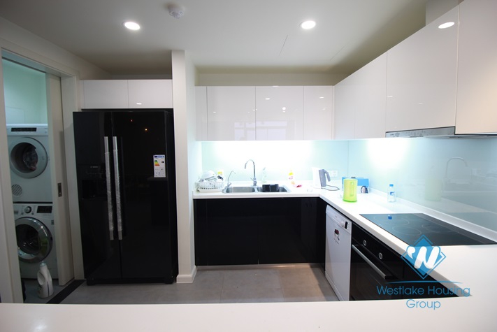 Modern and elegant apartment rental with stunning lakeview in Watermark Lac Long Quan